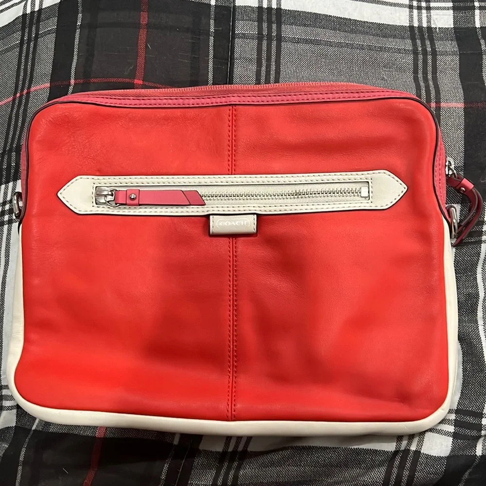 Coach tablet/ small computer sleeve protector
